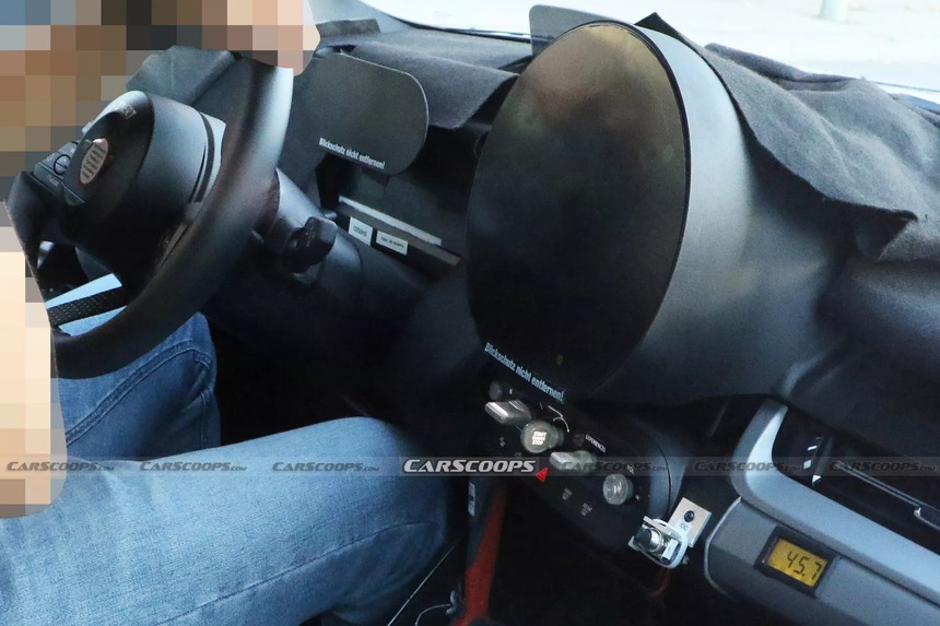 Mini Countryman đời mới lộ diện trần trụi - Ảnh 3.