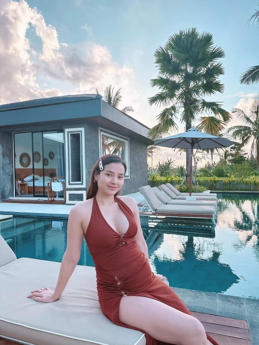 Mẹ bầu sexy nhất Vbiz gọi tên Phương Trinh Jolie: Diện váy ôm sát vóc dáng, khoe vòng 2 vượt mặt theo cách cực bạo!  - Ảnh 6.