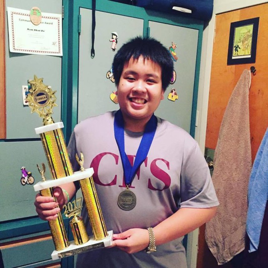 Cuộc sống hiện tại "gây choáng" của thần đồng Đỗ Nhật Nam: Đỗ 6 học bổng toàn phần ĐH Mỹ, bỏ học Thạc sĩ chuyển thẳng lên Tiến sĩ, ngoại hình thay đổi khác lạ - Ảnh 1.