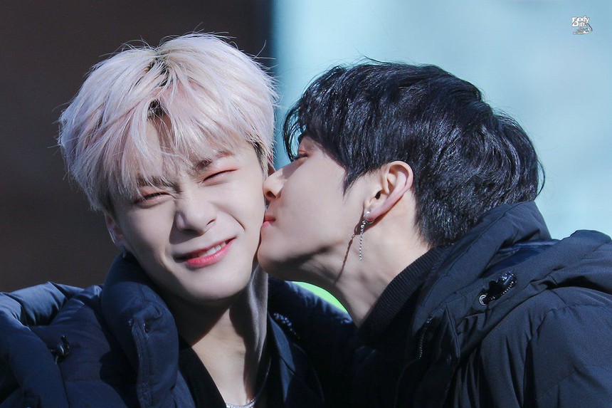 Cha Eun Woo lộ diện tiều tụy, buồn bã tại sân bay Hàn Quốc sau khi Moonbin qua đời - Ảnh 7.