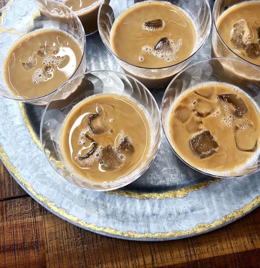 Người Mỹ gốc Việt quyết "lấy lại công bằng" cho cà phê Việt ở Mỹ - Ảnh 3. Người Mỹ gốc Việt quyết "lấy lại công bằng" cho cà phê Việt ở Mỹ - Ảnh 3.