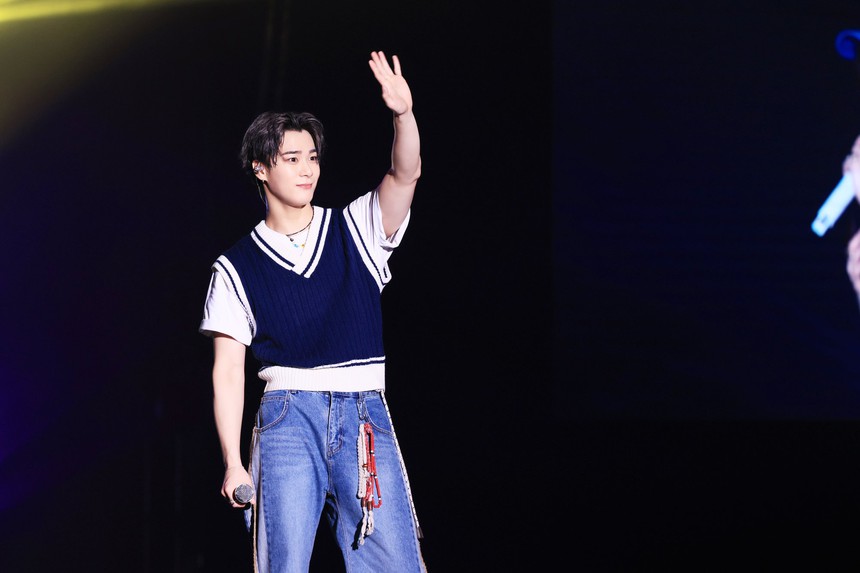 Fan Việt sốc trước tin Moonbin (ASTRO) qua đời, tiếc nuối khoảnh khắc vui vẻ nhảy See Tình - Ảnh 11.