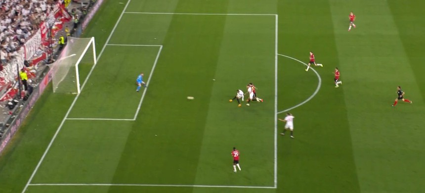 Hàng thủ liên tiếp mắc sai lầm, MU thua tức tưởi Sevilla, dừng bước tại tứ kết Europa League - Ảnh 3.