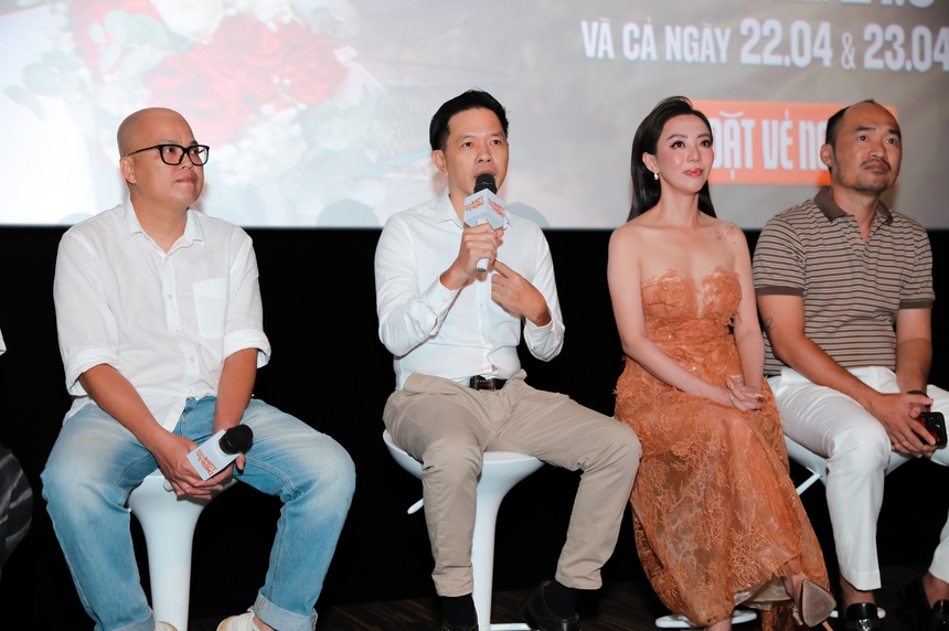 Thái Hòa lần hiếm hoi nói về con chung với Cát Phượng, tự nhận không phải người giỏi dạy con - Ảnh 2. Thái Hòa lần hiếm hoi nói về con chung với Cát Phượng, tự nhận không phải người giỏi dạy con - Ảnh 2.