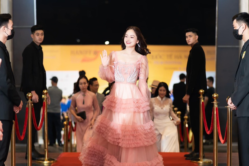 Lan Phương, nhân vật đanh đá chua ngoa trong ‘Gia đình mình vui bất thình lình’ mà ít ai ghét được - Ảnh 8.