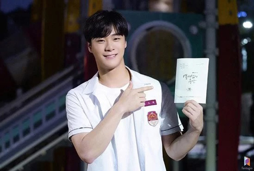 Đau lòng khi đọc lại phương châm sống của Moonbin Astro - Ảnh 3.