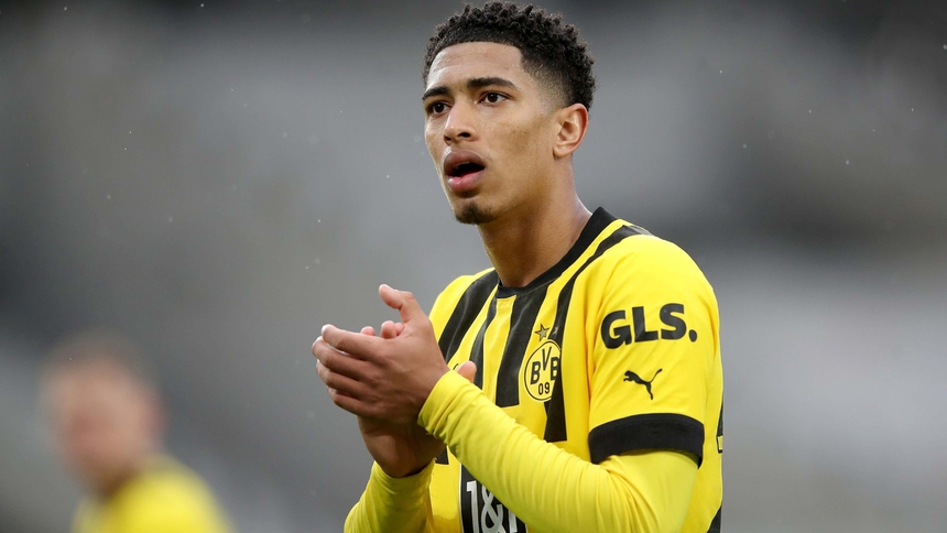 Tin bóng đá MU 20/4: MU cân nhắc thực hiện vụ chuyển nhượng kỷ lục. Ten Hag đón 4 viện binh - Ảnh 2. Tin bóng đá MU 20/4: MU cân nhắc thực hiện vụ chuyển nhượng kỷ lục. Ten Hag đón 4 viện binh - Ảnh 2.