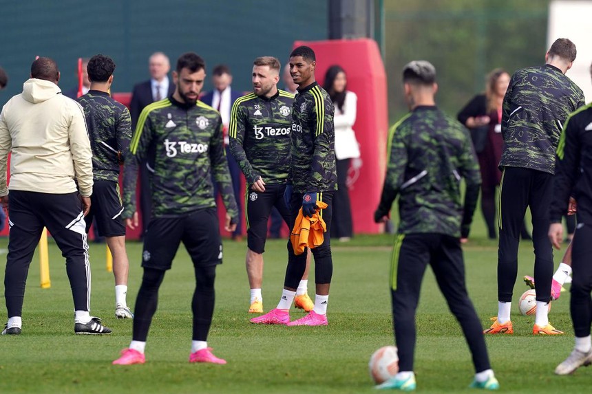 Tin bóng đá MU 20/4: MU cân nhắc thực hiện vụ chuyển nhượng kỷ lục. Ten Hag đón 4 viện binh   - Ảnh 3.