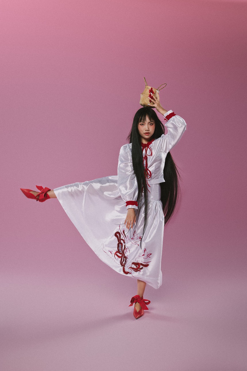 Phương Mỹ Chi tung loạt ảnh khác lạ khi tháo kính - Ảnh 5.