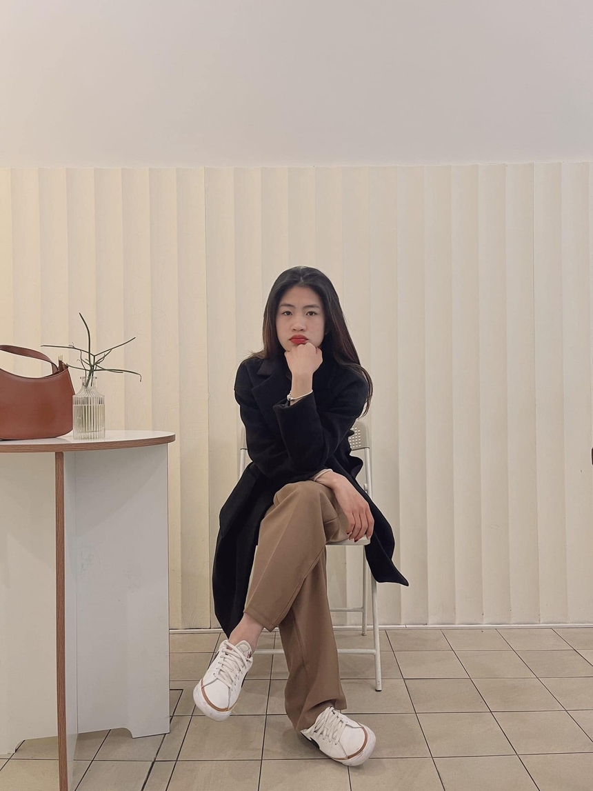 Hot girl của tuyển nữ Việt Nam Thanh Nhã: 'Cháy trên sân cỏ nhưng vẫn là cô gái nhỏ mộng mơ' - Ảnh 7.