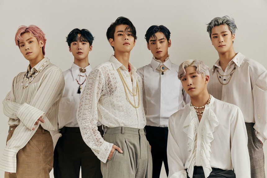 Moonbin (ASTRO) - nam idol vừa qua đời: Chung nhóm với 'mỹ nam truyện tranh' Cha Eunwoo, từng được gọi là 'thánh cover nhóm nữ' - Ảnh 2.