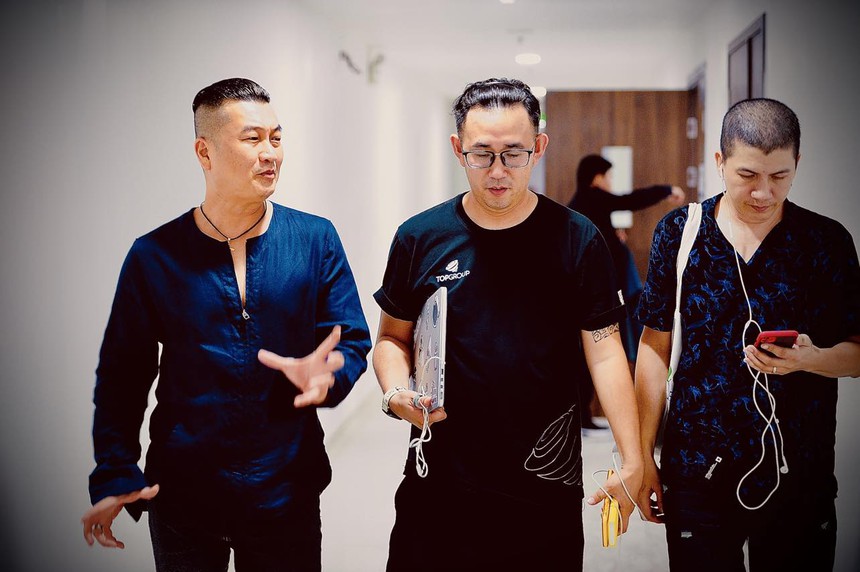 Đạo diễn Vân Trình: "Thế giới không ai chạy đua giá trị âm nhạc bằng số liệu trên Youtube" - Ảnh 6.