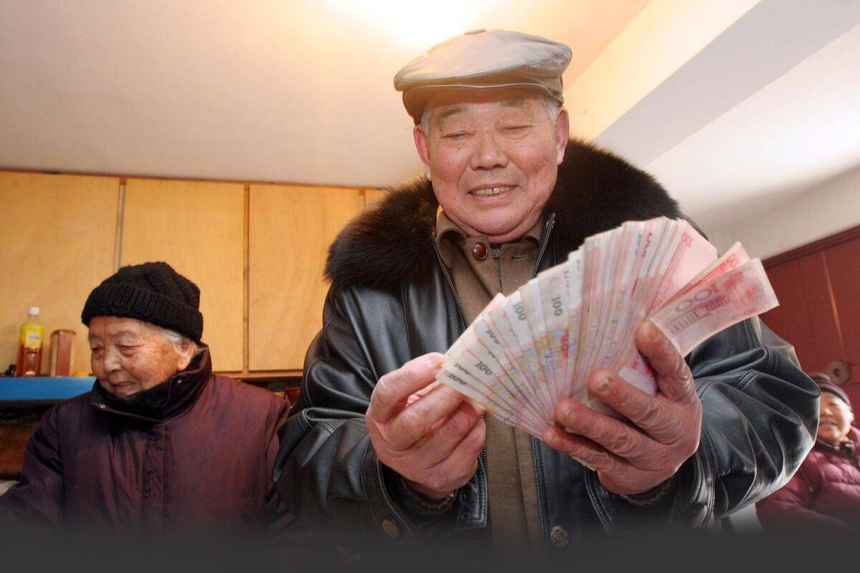 Về già, có 3 loại "tài sản" cha mẹ càng "hào phóng" với con cháu càng tốt: Tích lũy được sẽ thịnh vượng 3 đời - Ảnh 1.