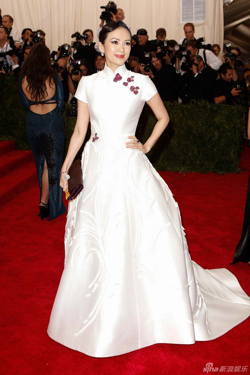 Met Gala 2015 mở ra cuộc đại chiến nhan sắc giữa các sao hàng đầu Cbiz, Phạm Băng Băng so với Châu Tấn - Triệu Vy liệu có thất thế? - Ảnh 9.