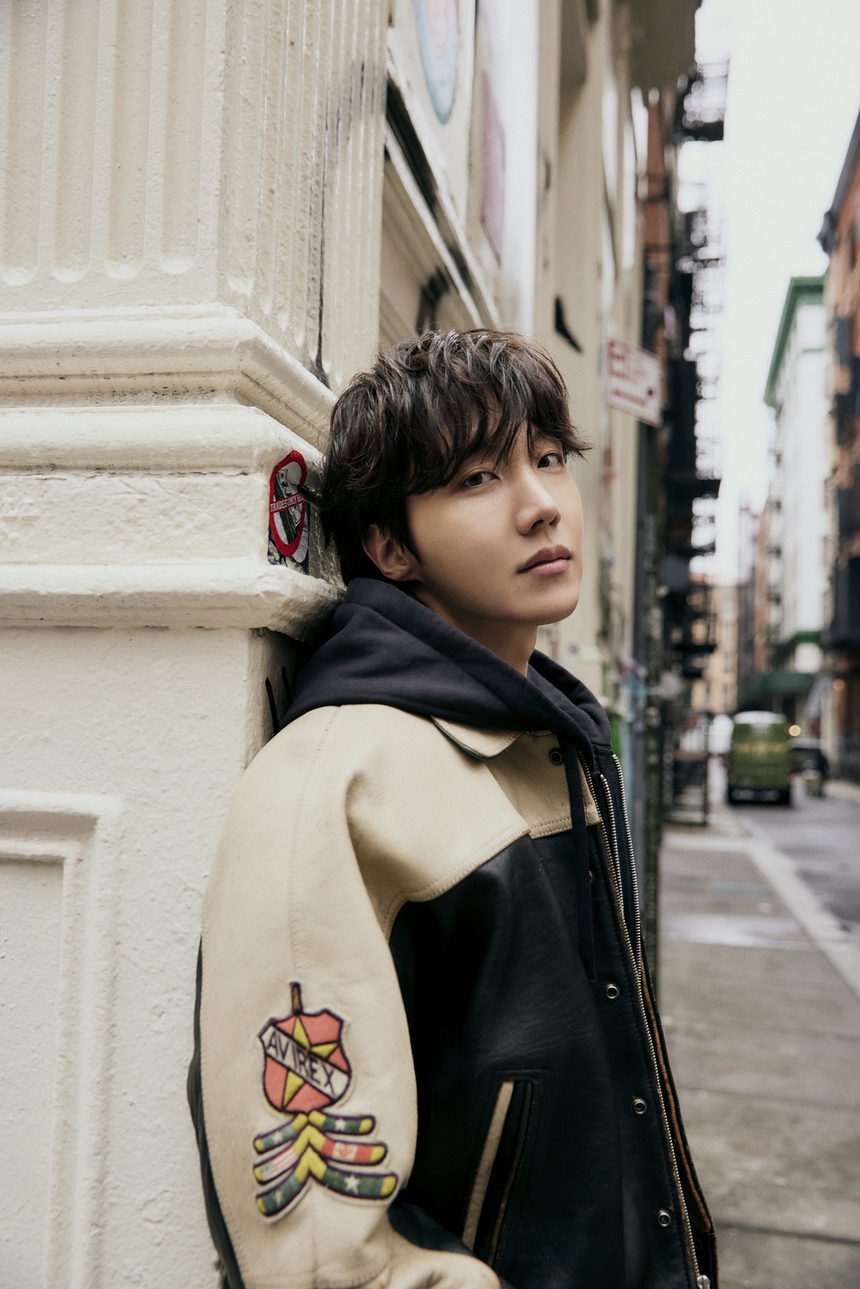 HYBE lên tiếng trước tin J-Hope BTS được ưu ái khi nhập ngũ - Ảnh 2. HYBE lên tiếng trước tin J-Hope BTS được ưu ái khi nhập ngũ - Ảnh 2.