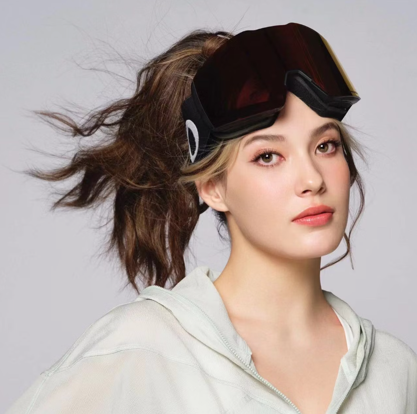 Nữ thần trượt tuyết gây sốt khi xuất hiện tại 'Oscar khoa học', rạng người khi chụp cùng ông chủ Facebook - Ảnh 9.