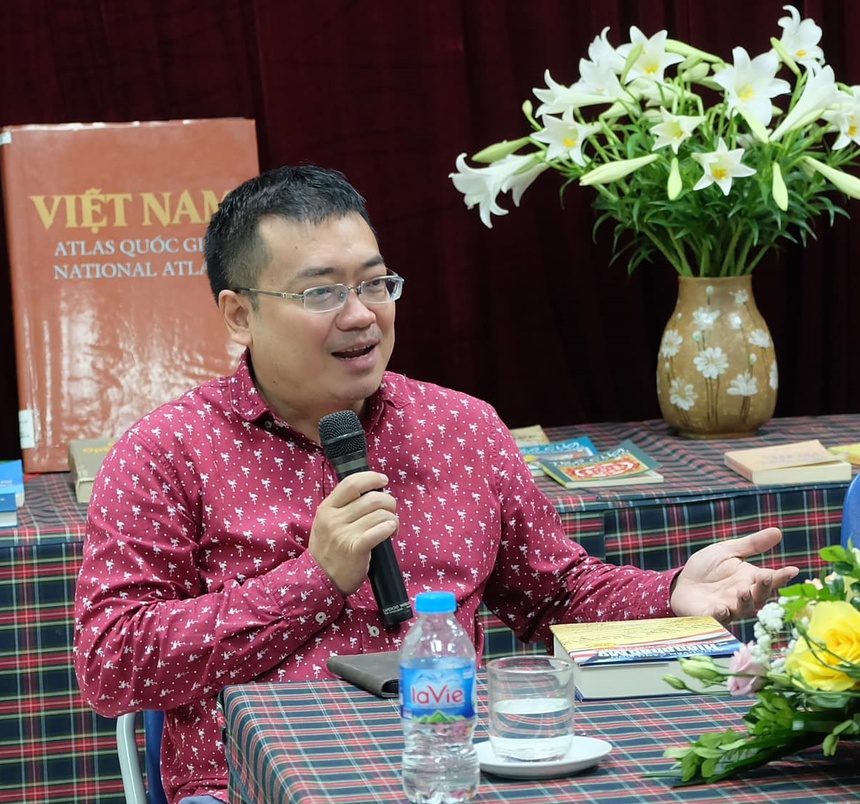 Chào mừng Ngày Sách và Văn hóa đọc Việt Nam - Để hội sách không chỉ… bán sách (kỳ 2& hết): Cần thêm những hội sách tại địa phương - Ảnh 1.