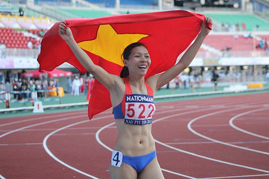 'Nữ hoàng tốc độ' Vũ Thị Hương nhan sắc thăng hạng, cuộc sống viên mãn bên chồng Tây ở xứ người - Ảnh 3.