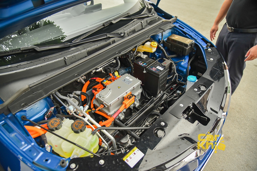 Ngồi thực tế VinFast VF 5 Plus phiên bản thương mại: Nhiều trang bị hơn hẳn đối thủ, rộng rãi nhưng vẫn cần cải thiện - Ảnh 16.