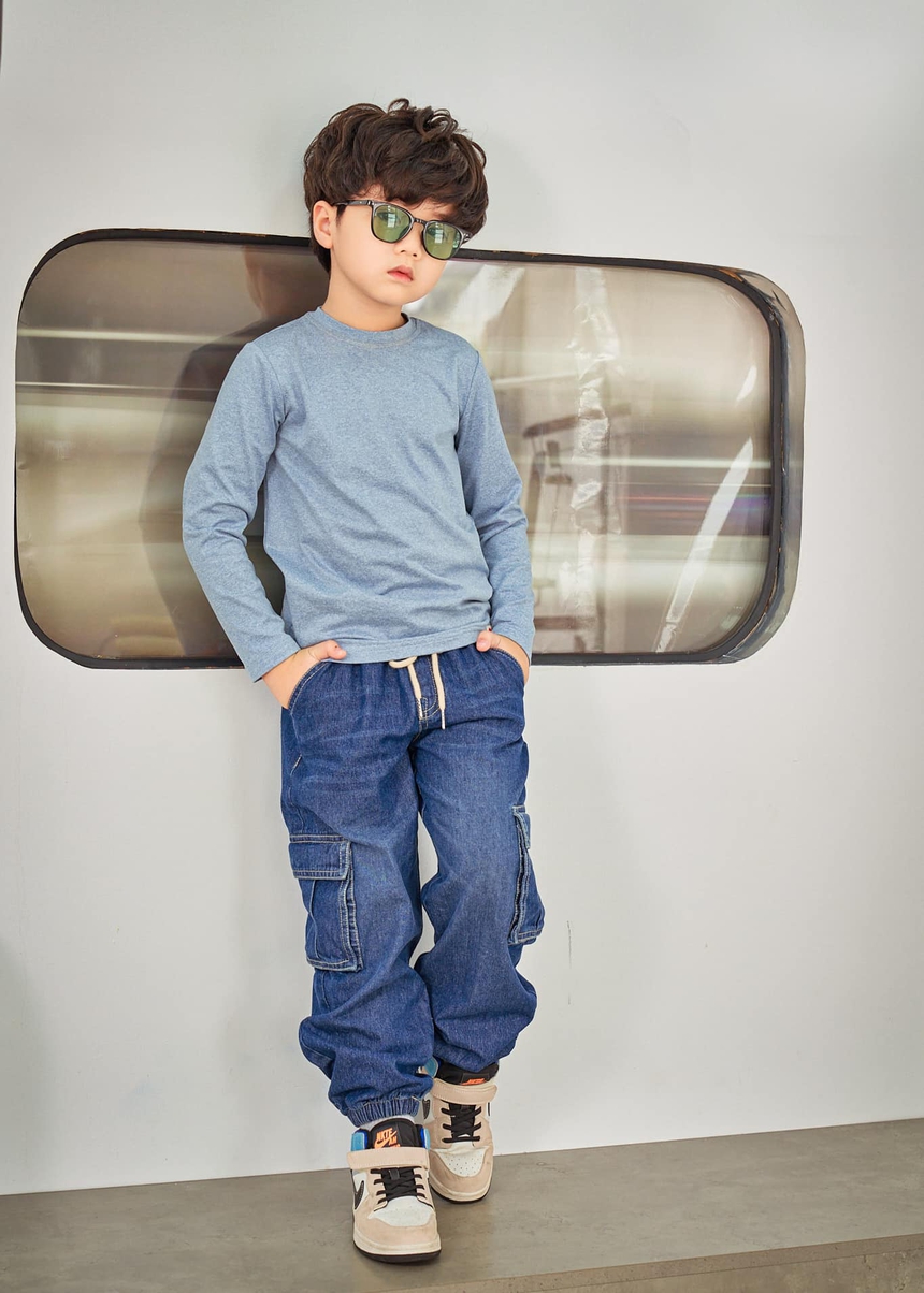 Con trai màn ảnh của Doãn Quốc Đam và Lan Phương: Chuyên làm mẫu nhí, khả năng học thoại cực siêu - Ảnh 12.