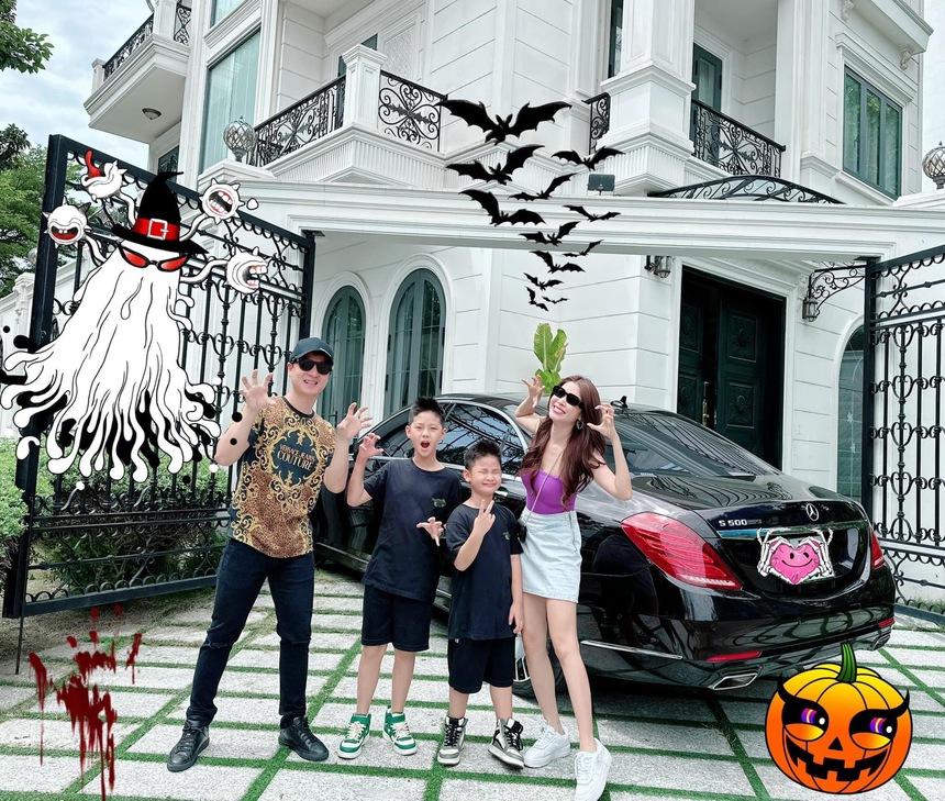 Biệt thự 2 mặt tiền đắt đỏ của vợ chồng Đăng Khôi: Trị giá 2 triệu USD, nằm ở khu đô thị sang trọng bậc nhất TP.HCM - Ảnh 2.