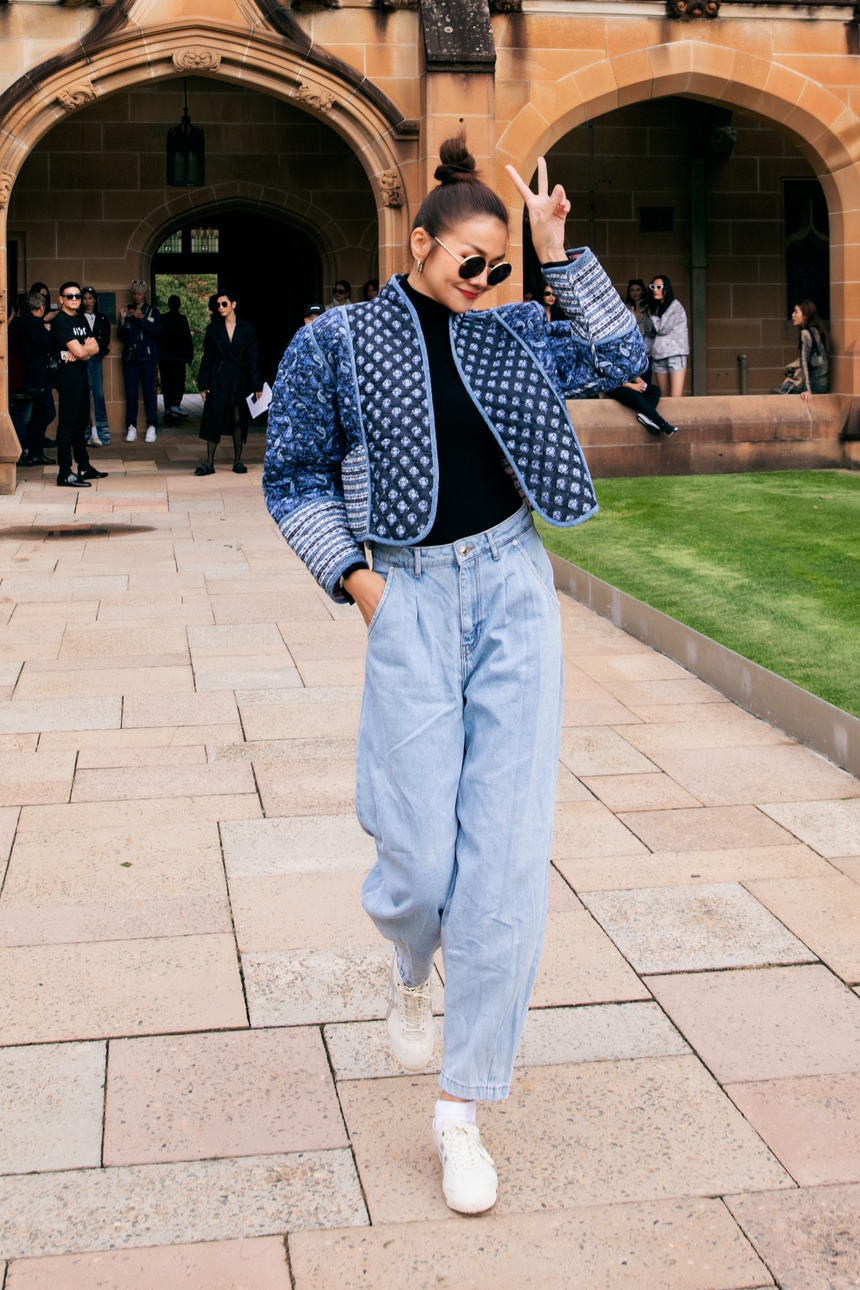 Chị hằng biên tập - Siêu mẫu Thanh Hằng, Hoa hậu H'Hen Niê tập luyện cho show của NTK Đỗ Mạnh Cường tại Úc - Ảnh 1.