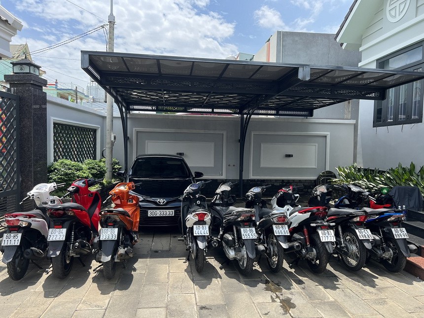 Đại gia Việt và cuộc "săn tìm" hàng trăm xe biển đẹp: Dày công thuyết phục, có "bí quyết" riêng - Ảnh 5. Đại gia Việt và cuộc "săn tìm" hàng trăm xe biển đẹp: Dày công thuyết phục, có "bí quyết" riêng - Ảnh 5.