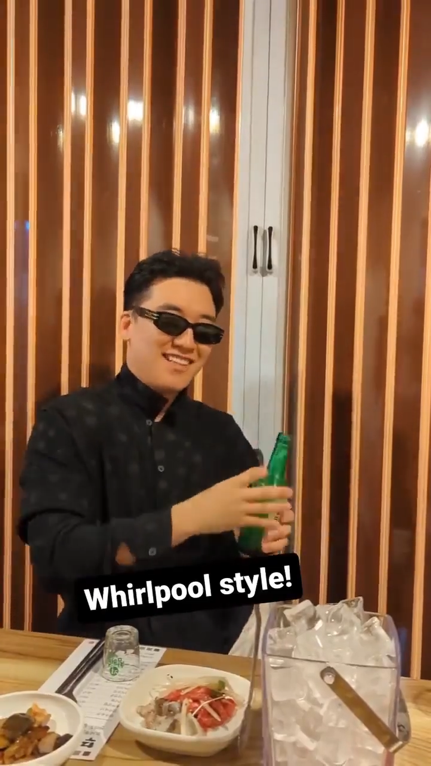 Seungri 'tái xuất' đầy điệu nghệ hậu ra tù, netizen mỉa mai: 'Sống thảnh thơi quá nhỉ' - Ảnh 4.