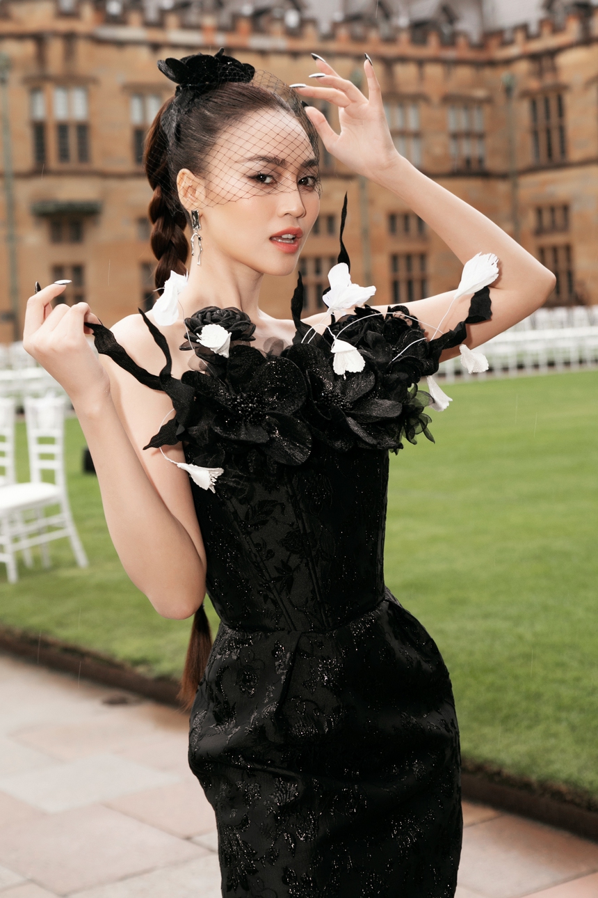 "Ngọc nữ Vbiz" hai thế hệ Hà Tăng - Lan Ngọc đọ visual nét căng khi dự sự kiện ở Úc, nhưng gây tiếc nuối vì 1 lý do  - Ảnh 5.