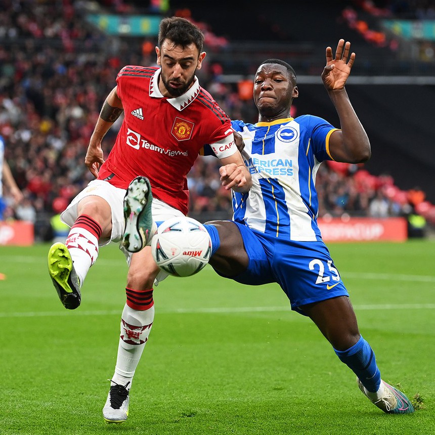 MU lấy lại thế trận trong hiệp 2