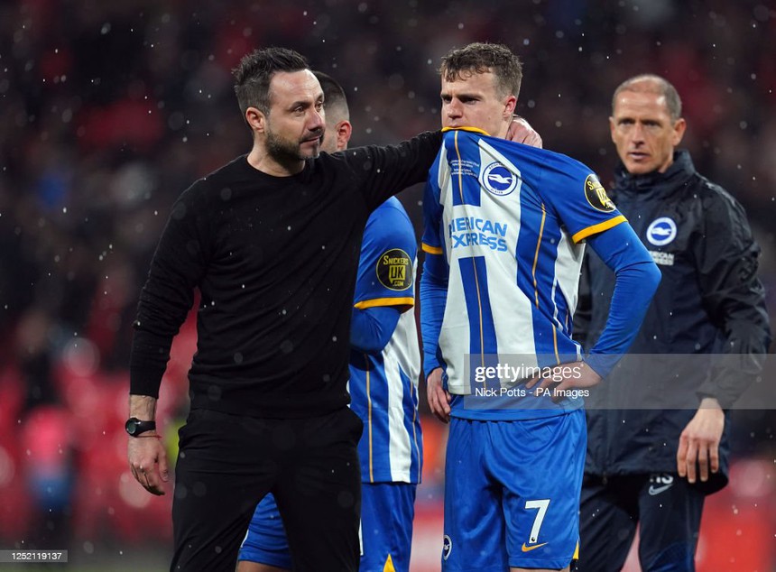 'Người băng' kết thúc lạnh lùng, Man United vào chung kết sau loạt penalty đầy căng thẳng - Ảnh 4. 'Người băng' kết thúc lạnh lùng, Man United vào chung kết sau loạt penalty đầy căng thẳng - Ảnh 4.