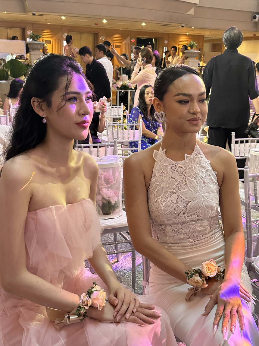 Dịu Thảo đọ sắc Đan Tiên qua camera thường, ai đỉnh hơn không quan trọng bằng 'meme' của mỹ nhân này - Ảnh 5.