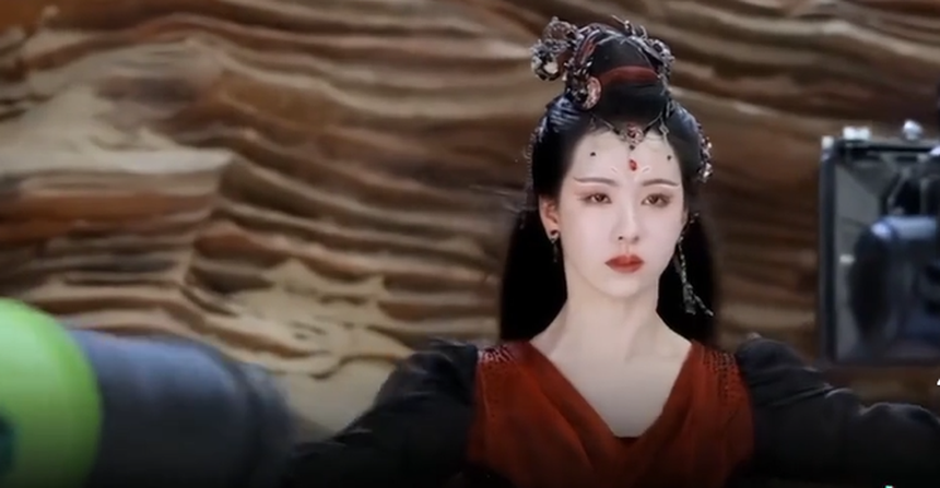 Dân tình đòi đuổi cái tên này khỏi 'Trường nguyệt tẫn minh', nhìn phát ghét mà được ưu ái đến phá nát nguyên tác? - Ảnh 8. Dân tình đòi đuổi cái tên này khỏi 'Trường nguyệt tẫn minh', nhìn phát ghét mà được ưu ái đến phá nát nguyên tác? - Ảnh 8.