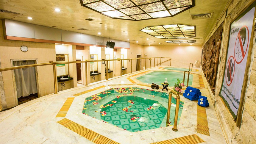 Cận cảnh khách sạn 4 sao của U22 Việt Nam tại SEA Games 32, gợi nhớ ký ức vô địch Đông Nam Á - Ảnh 10.