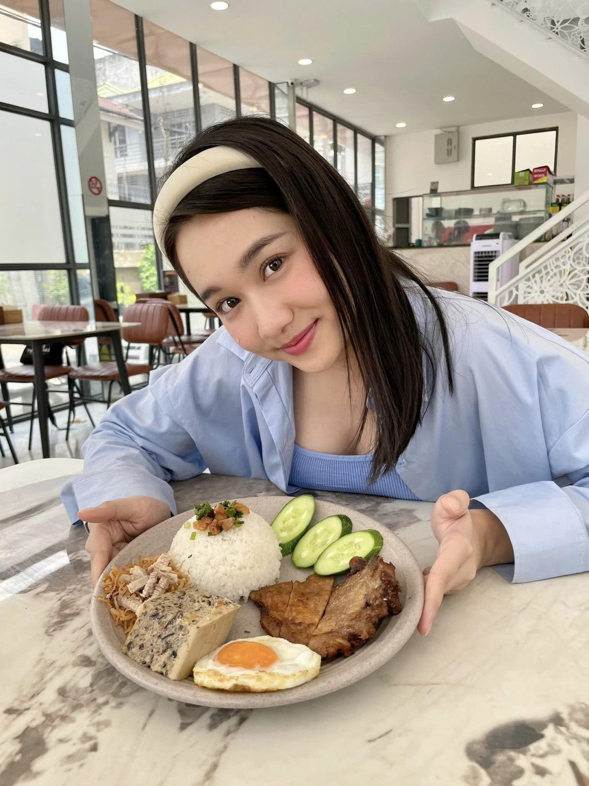 Trúc Anh "Mắt biếc" sau 2 năm phát tướng vì bệnh tật: "Lột xác" xinh đẹp, là bà chủ của chuỗi cơm tấm - Ảnh 6.