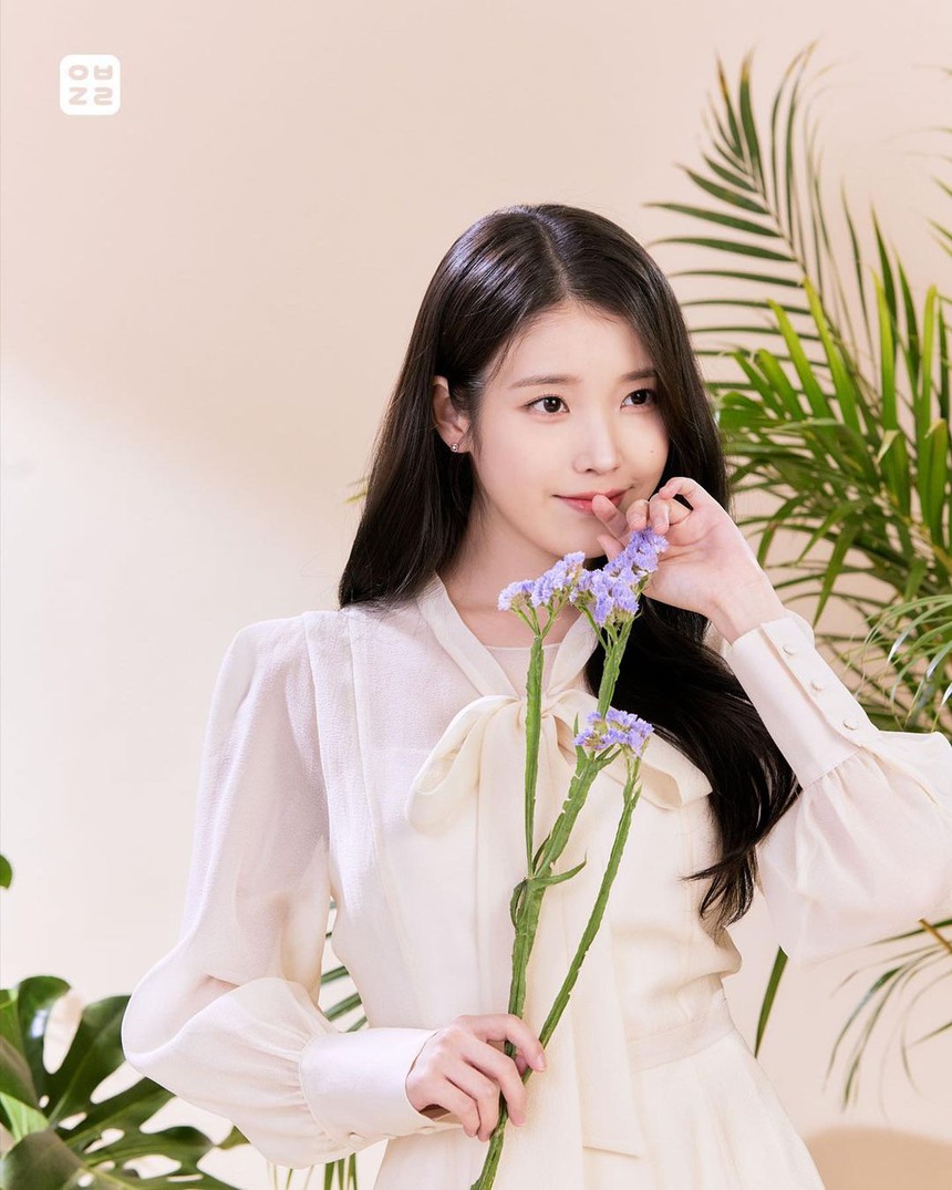 IU lần đầu bộc bạch về chuyện tình yêu với Lee Jong Suk: Tôi muốn 1 mối quan hệ lành mạnh một cách yên tĩnh  - Ảnh 1.