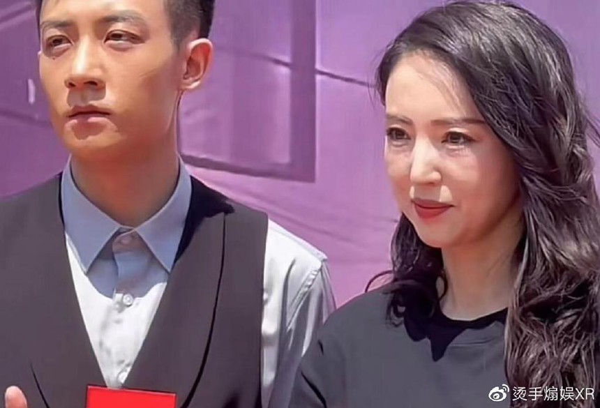 Giật mình vì nét già nua của 'mỹ nhân không tuổi' một thời, đã vậy còn đóng cặp với bạn diễn kém 13 tuổi! - Ảnh 5.