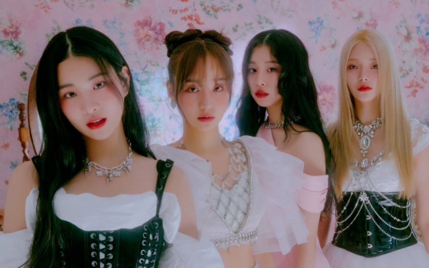 Fifty Fifty vượt Blackpink về lượt nghe trên Spotify - Ảnh 1.