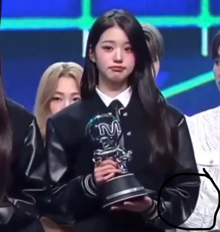 Tố Jang Wonyoung “đùa cợt" trong ngày tưởng nhớ Moonbin (ASTRO), antifan Việt gây phẫn nộ - Ảnh 3.