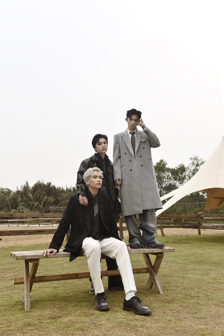 Đặng Trần Nhậm, Min Hin, Trung Nghĩa 'soái ca' ngời ngời trong dự án phim mới - Ảnh 4.