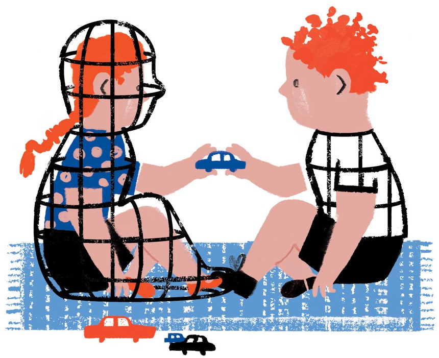 Thi vẽ tranh về đề tài gia đình, bé trai khiến cô giáo tá hỏa vì những nét vẽ nguệch ngoạc đầy u ám, nhưng sự thật đằng sau mới đáng thương: "Mọi chuyện đã đi quá xa rồi!" - Ảnh 2.