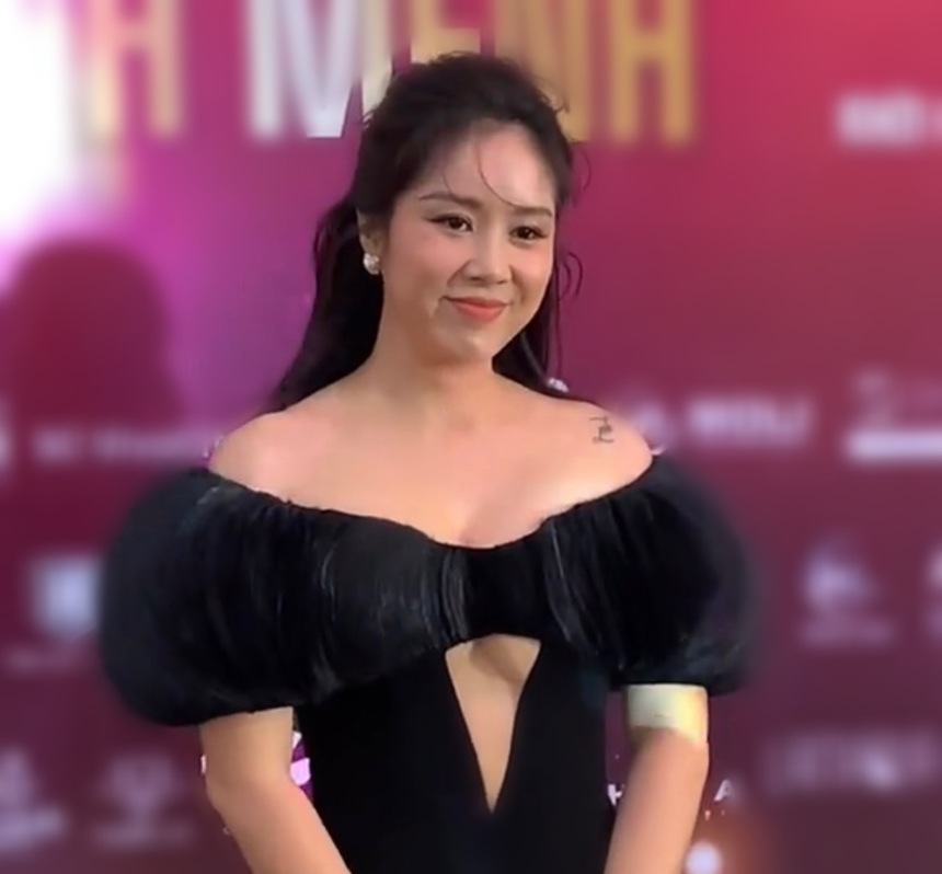 Dàn sao Việt 'đại chiến' nhan sắc qua cam thường: Ngọc Châu lộ hình ảnh kém sắc, 1 diễn viên khoe visual nổi bần bật - Ảnh 8. Dàn sao Việt 'đại chiến' nhan sắc qua cam thường: Ngọc Châu lộ hình ảnh kém sắc, 1 diễn viên khoe visual nổi bần bật - Ảnh 8.