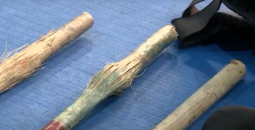 Chuyện thật như đùa trước SEA Games: Tuyển võ gậy Việt Nam phải tập bằng gậy gãy, thiếu cả áo giáp - Ảnh 2.