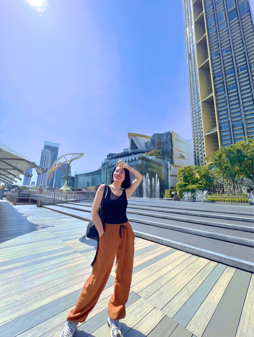 Gu thời trang ‘khó mê’ của Bình trong 'Cuộc đời vẫn đẹp sao' - Ảnh 12.