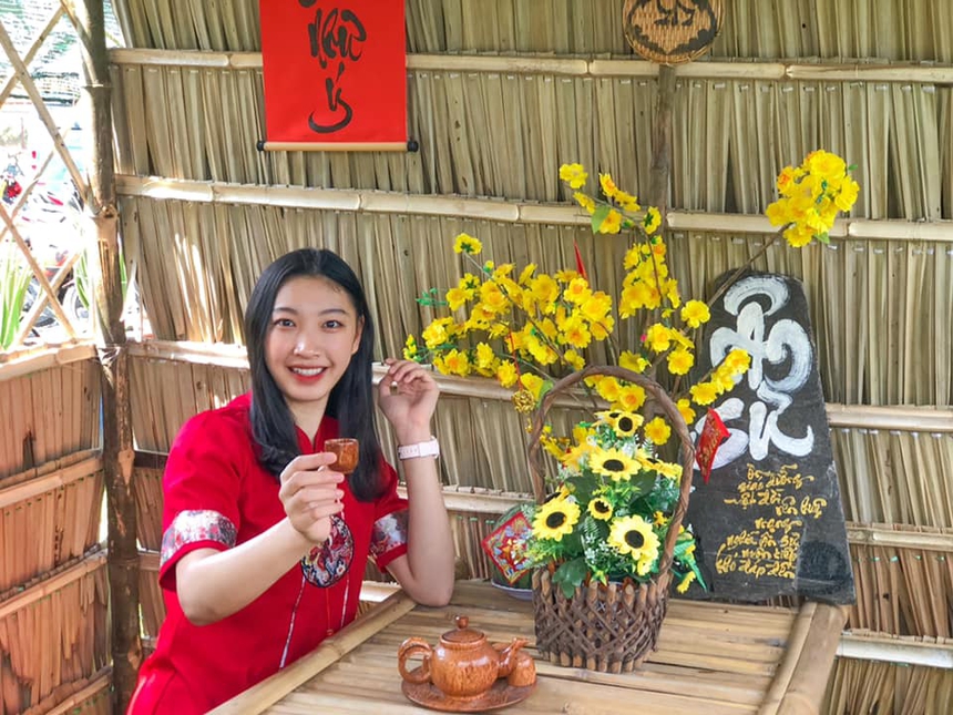 Cặp chị em bóng chuyền Việt Nam tài sắc vẹn toàn, chị là hoa khôi, em như siêu mẫu - Ảnh 8.