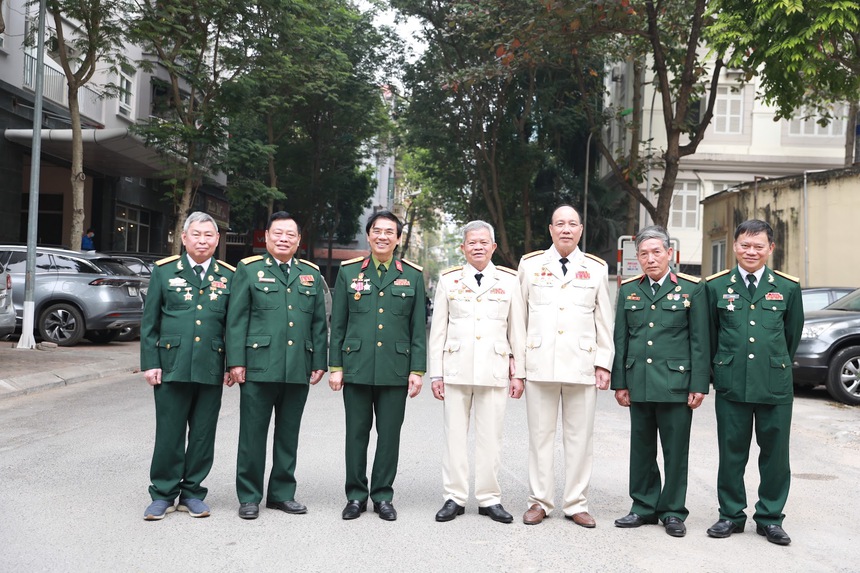 Chuyện chưa kể về "chàng lính út" – người vẽ bản đồ tác chiến trận đánh lịch sử Xuân Lộc 1975 - Ảnh 6.