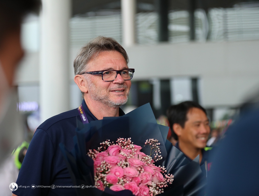 Tiền vệ U22 Việt Nam: ‘Để giảm áp lực, chỉ còn cách tập luyện’ - Ảnh 2.