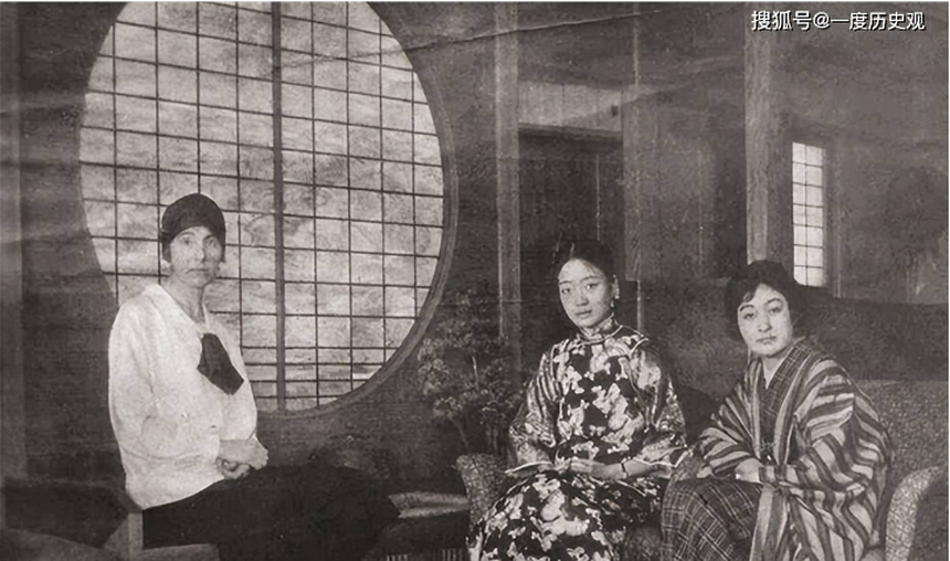 Ảnh hiếm chân dung hoàng hậu nhà Thanh: Nhan sắc như minh tinh màn ảnh nhưng bị chồng ghẻ lạnh - Ảnh 11.