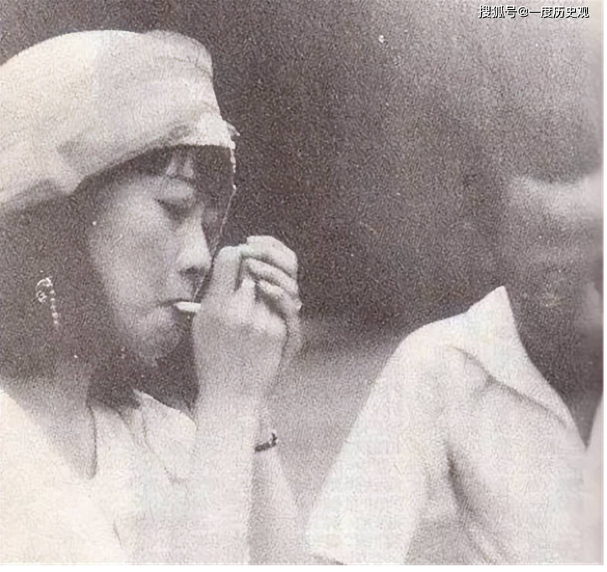 Ảnh hiếm chân dung hoàng hậu nhà Thanh: Nhan sắc như minh tinh màn ảnh nhưng bị chồng ghẻ lạnh - Ảnh 13.