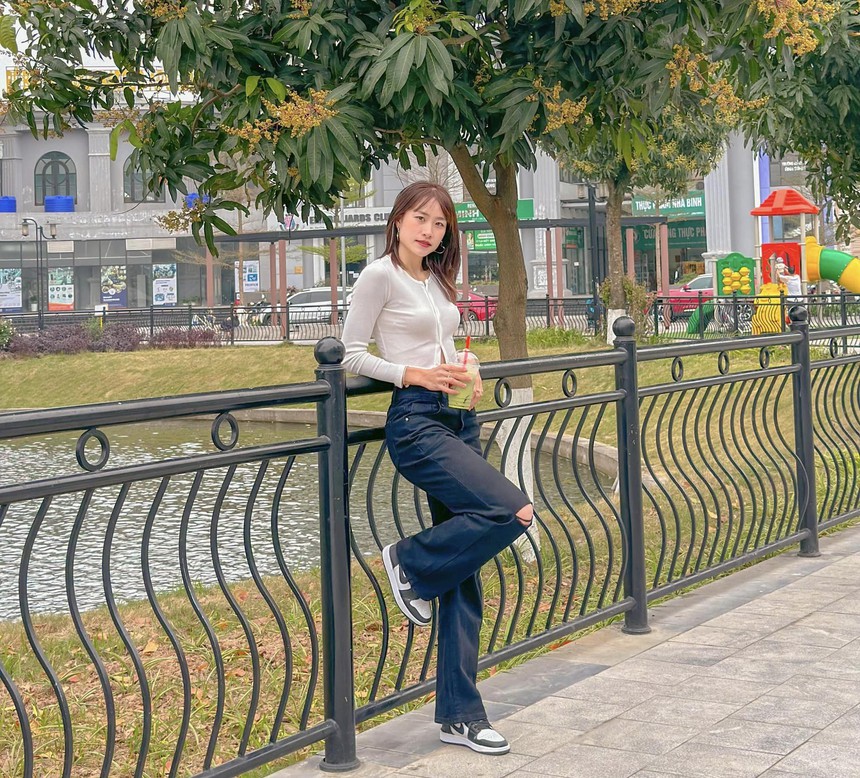 Hotgirl hiếm hoi sở hữu cơ bụng 6 múi của điền kinh Việt Nam tham dự SEA Games 32 - Ảnh 8.